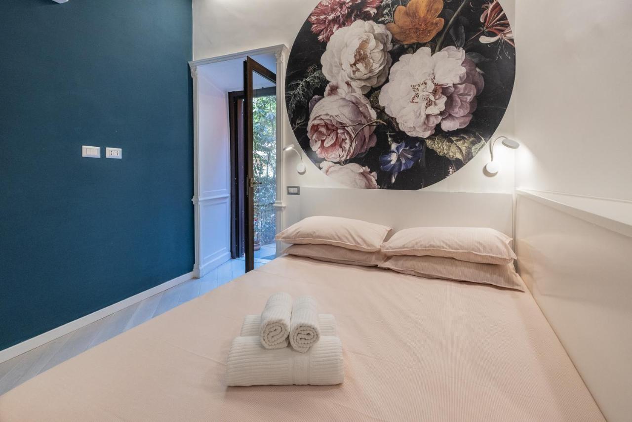 Rione Monti Studio Apt With Private Garden Рим Екстериор снимка