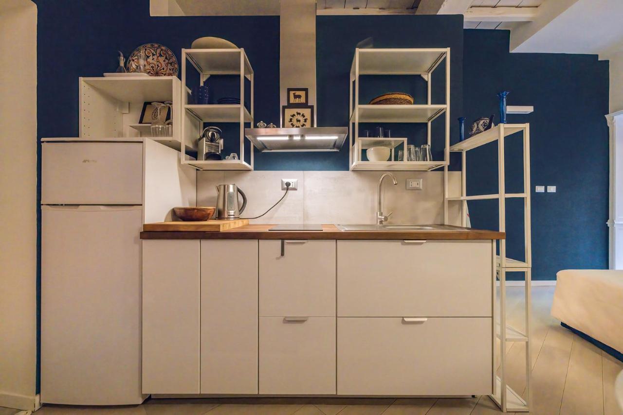Rione Monti Studio Apt With Private Garden Рим Екстериор снимка