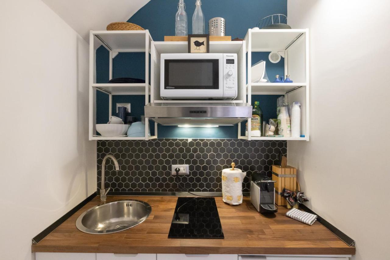 Rione Monti Studio Apt With Private Garden Рим Екстериор снимка