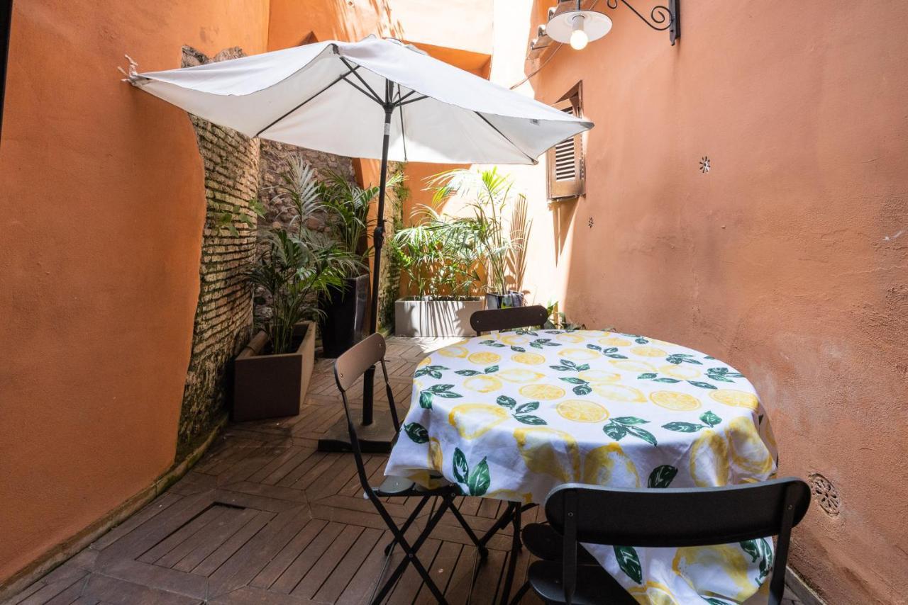 Rione Monti Studio Apt With Private Garden Рим Екстериор снимка